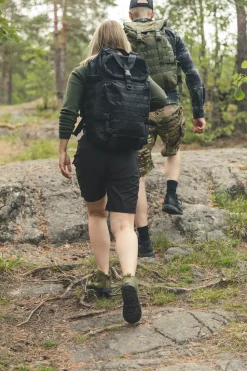 Särmä iso rynnäkköreppu